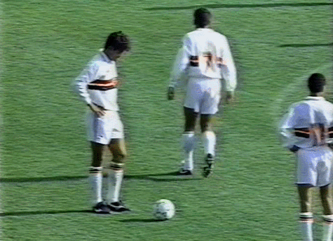 Golaço de falta do Raí contra o Barcelona